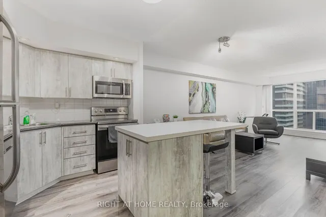 Additional image 6 of 250 Wellington St Unit 1537