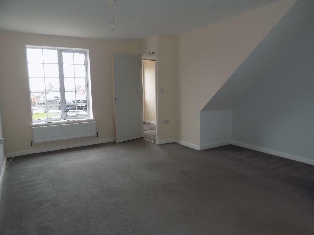 Additional image 14 of Whiting, Tamworth, B77