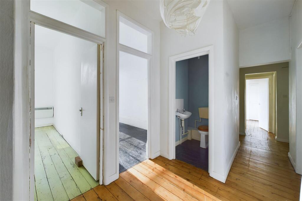 Additional image 12 of FLAT FOR UPDATING | BA1
