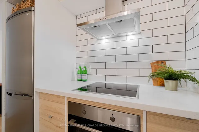 Additional image 5 of 50 Lombard St Unit 804