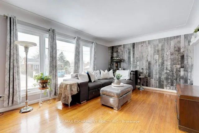 Additional image 9 of 139 West 3rd St