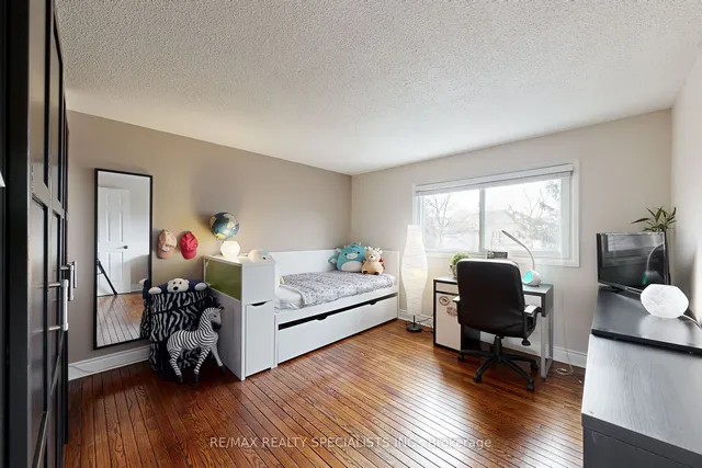 Additional image 18 of 39B Newington Cres