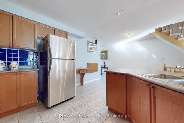 Additional image 15 of 1246 Mowat Lane