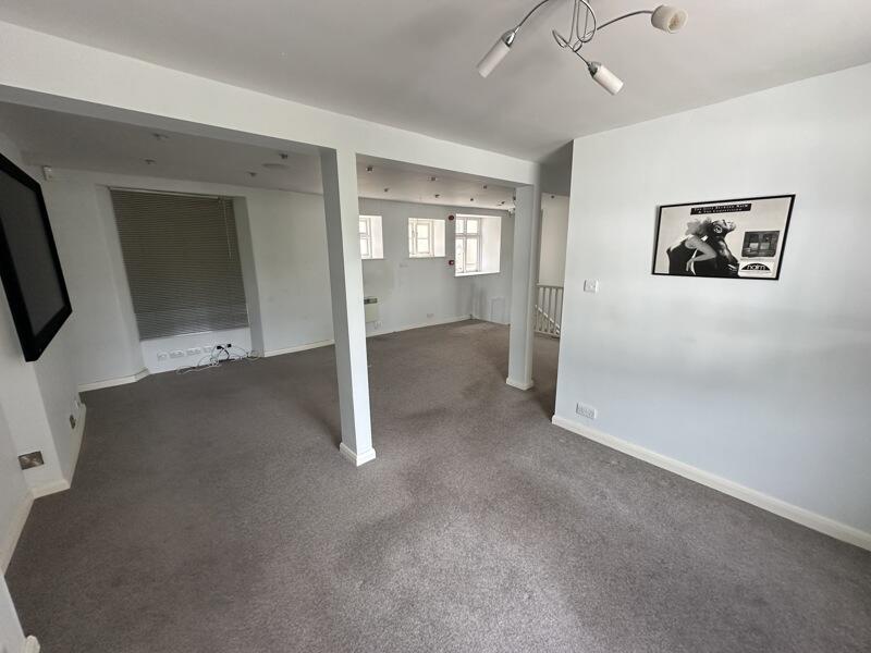 Additional image 8 of Silver Street, Yeovil, Somerset, BA20 1HW