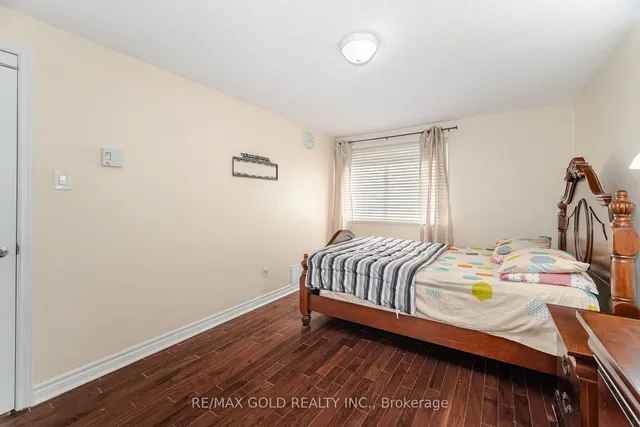 Additional image 19 of 11 Horatio Crt