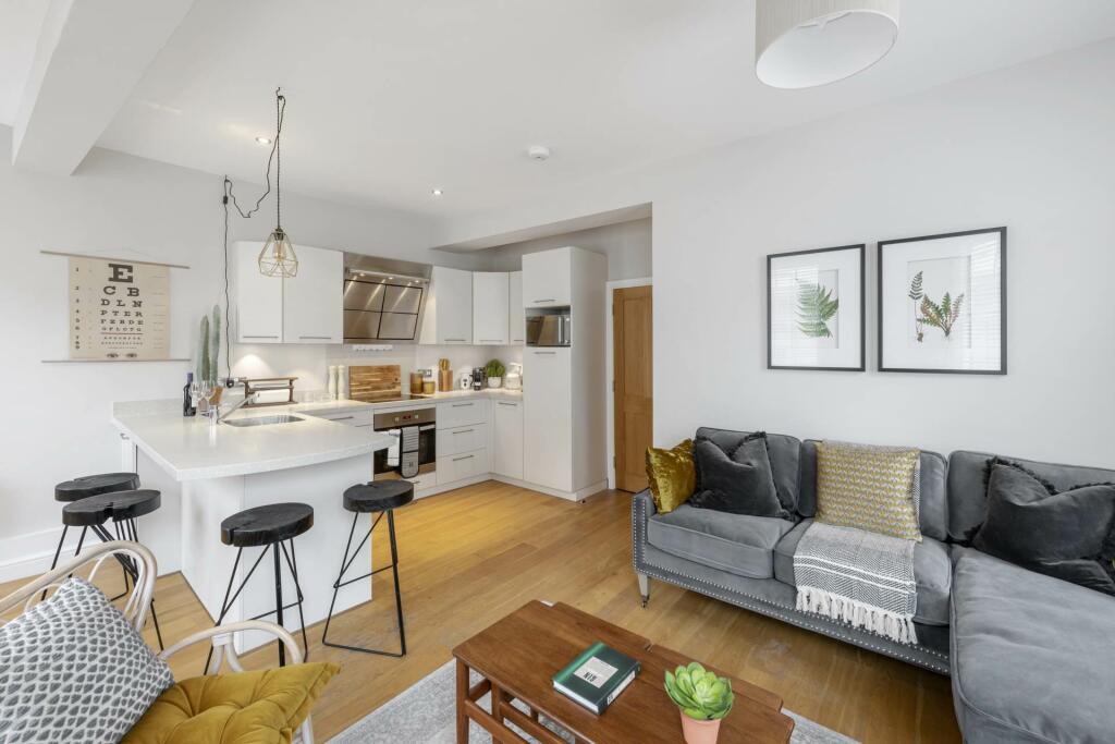 Additional image 8 of Flat 1,11 Union Passage, Bath
