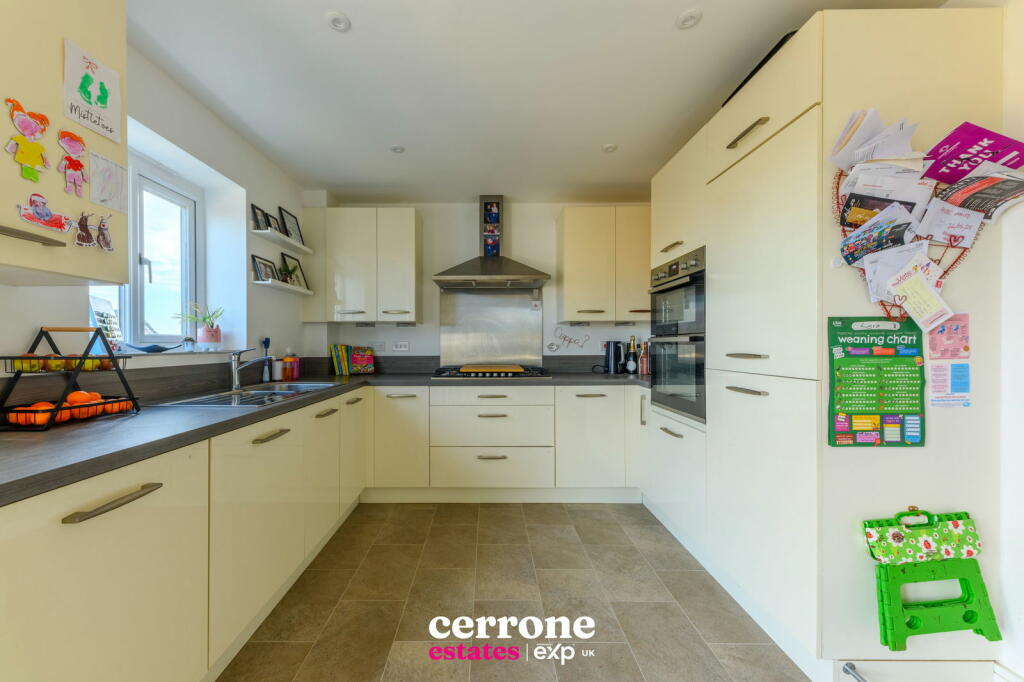 Additional image 8 of Arrow Drive, Cofton Hackett, B45 8FW