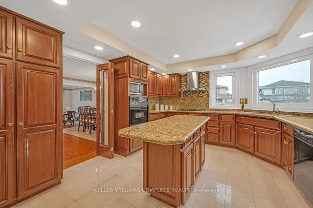 Additional image 13 of 90 Derek Dr