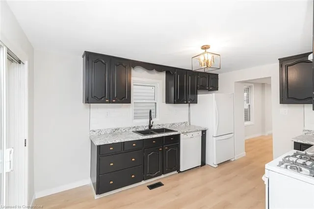 Additional image 14 of 583 John Street St