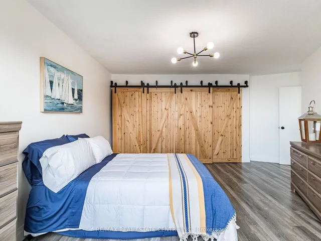 Additional image 20 of 716 The West Mall Unit 1111