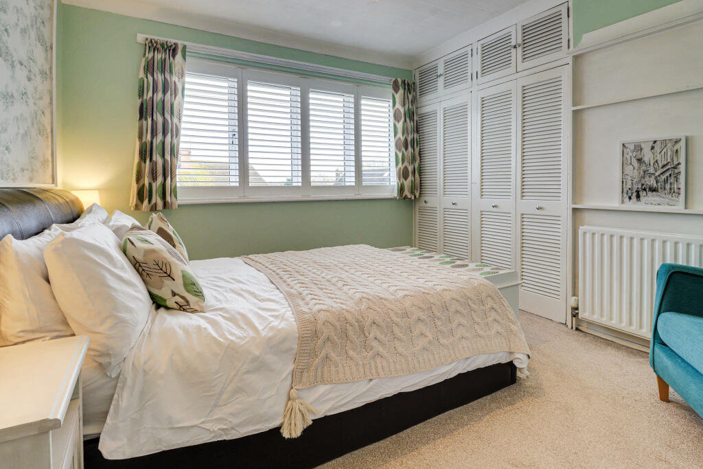 Additional image 12 of Springfield Crescent, Harpenden, Hertfordshire, AL5