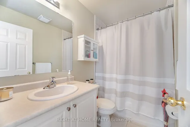 Additional image 29 of 1071 Kennedy Circ