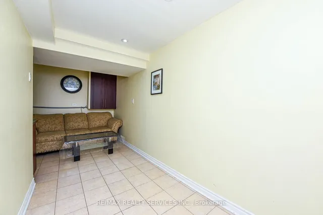 Additional image 29 of 70 Morley Cres Unit 70