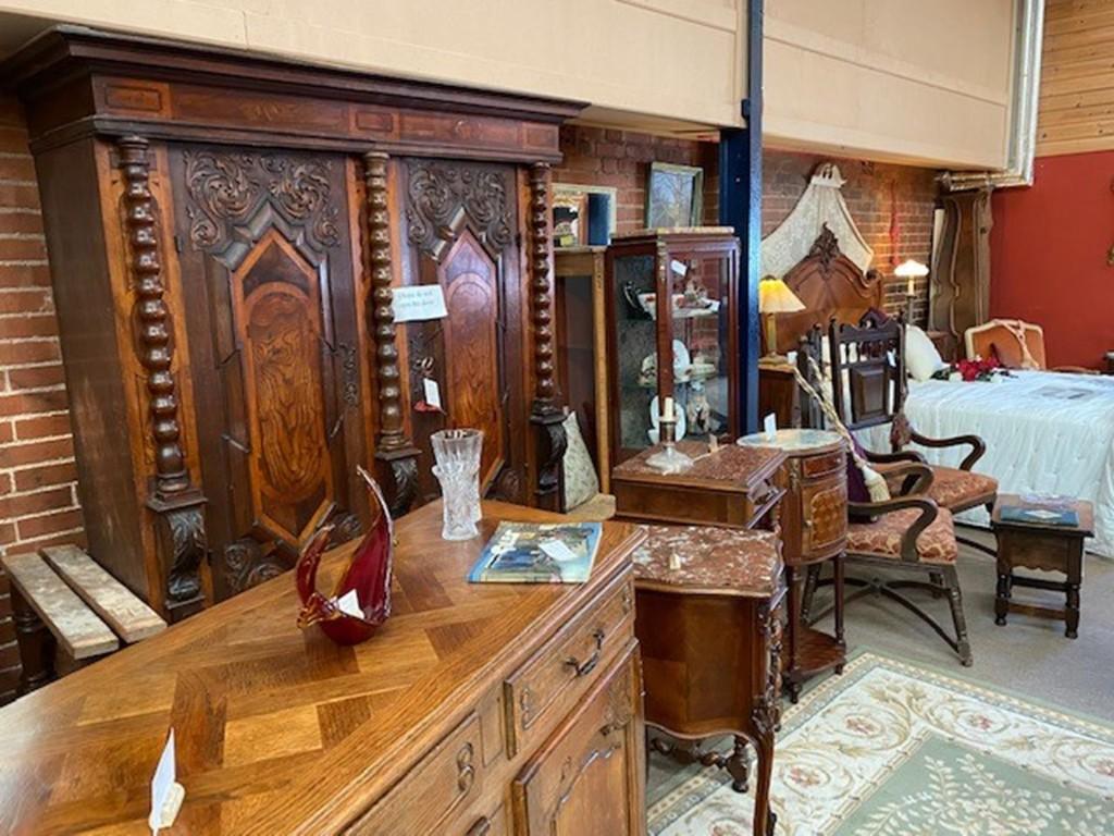 Additional image 8 of Leasehold French Antique Furniture Dealer, Stratford Road, B95