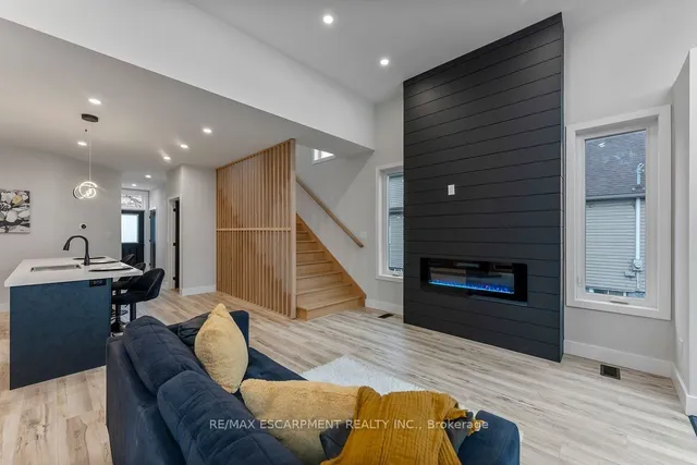 Additional image 4 of 209 Grenfell St