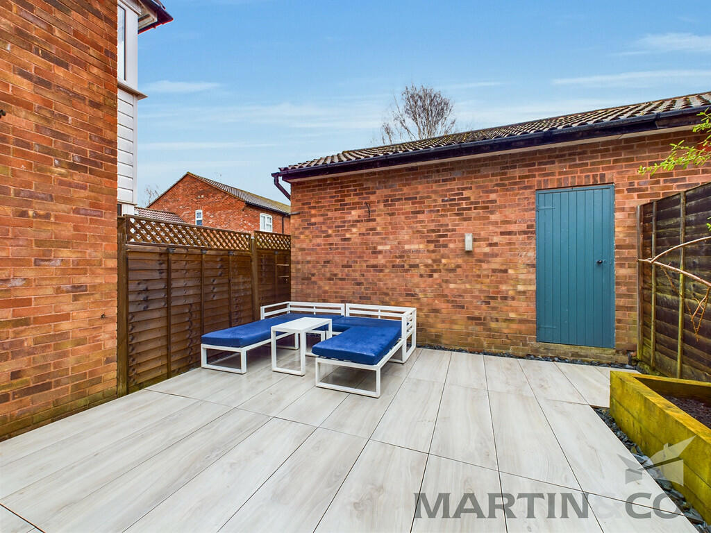 Additional image 19 of Runcie Close, St Albans