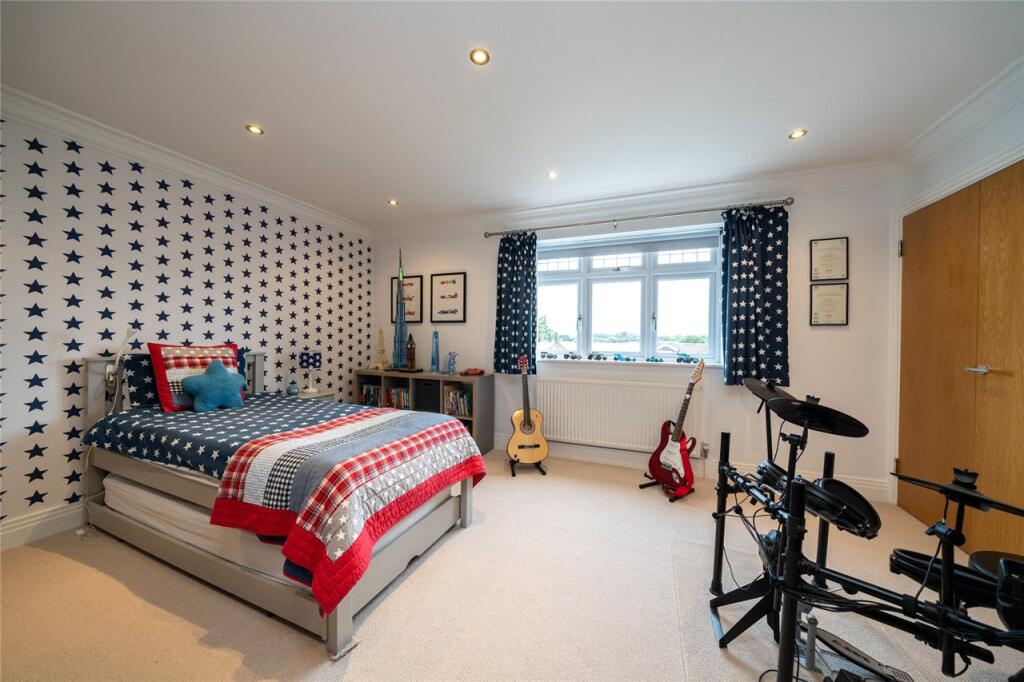 Additional image 8 of Park Rise, Harpenden, Hertfordshire, AL5