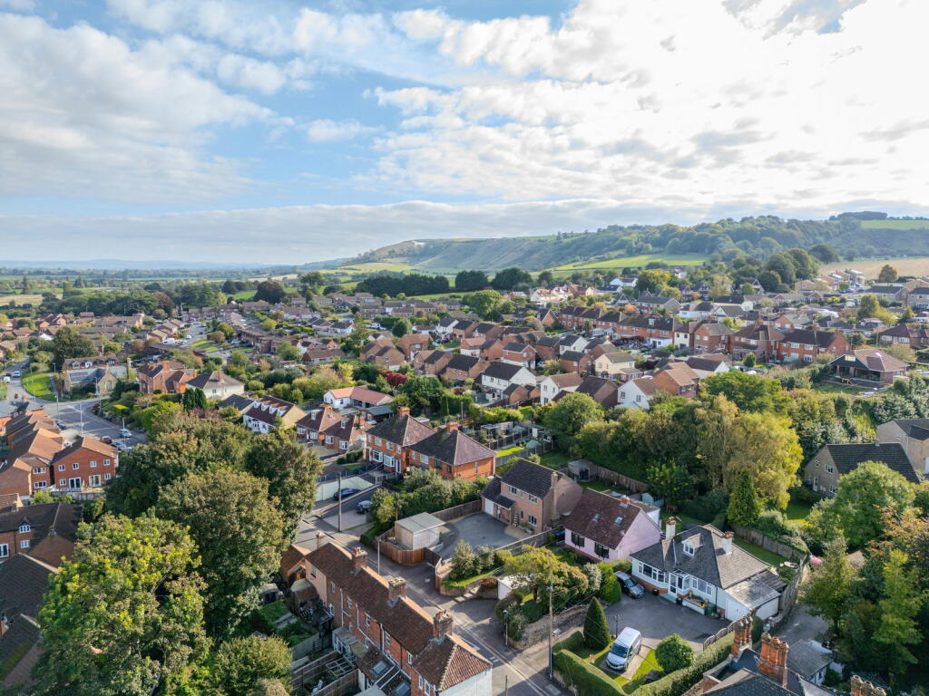 Additional image 50 of Bratton Road, Westbury, BA13 3ES