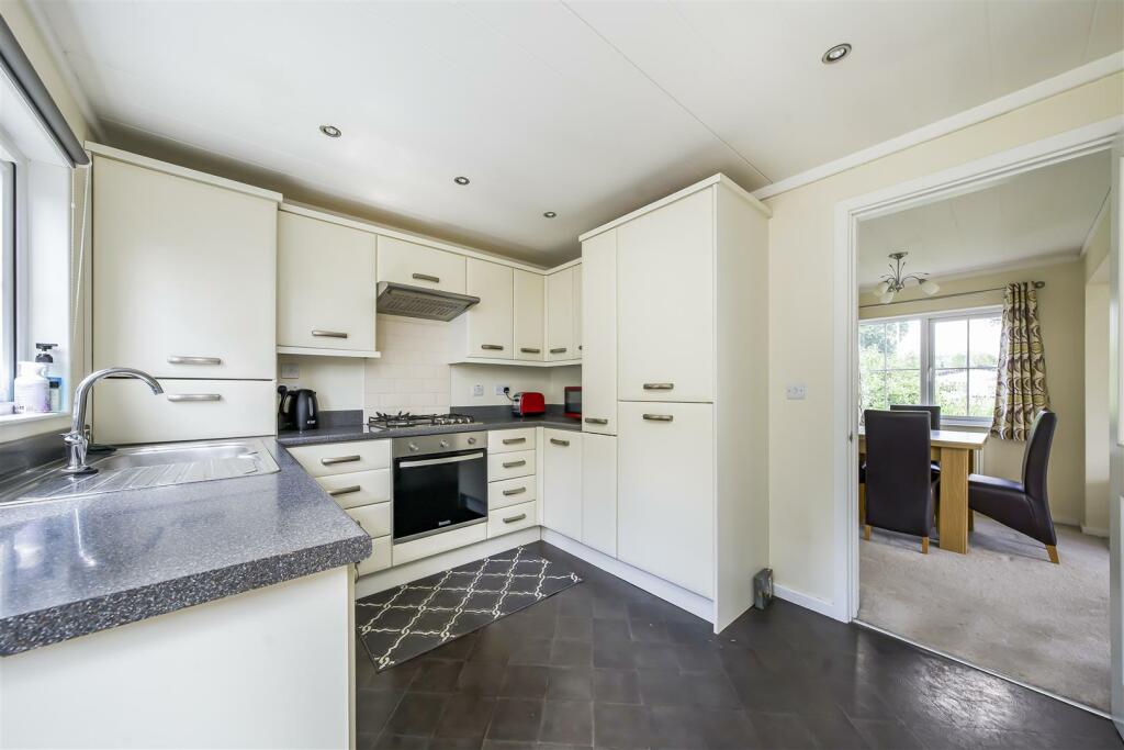 Additional image 6 of Meadow Close, Bricket Wood, St. Albans