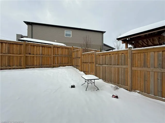 Additional image 33 of 82 Castlebay St