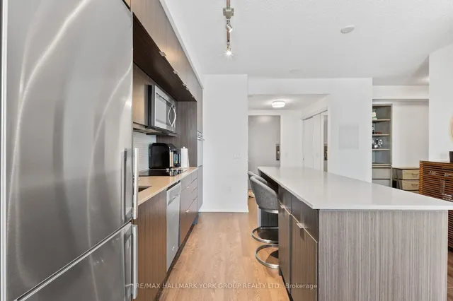 Additional image 8 of 10 York St Unit 1204