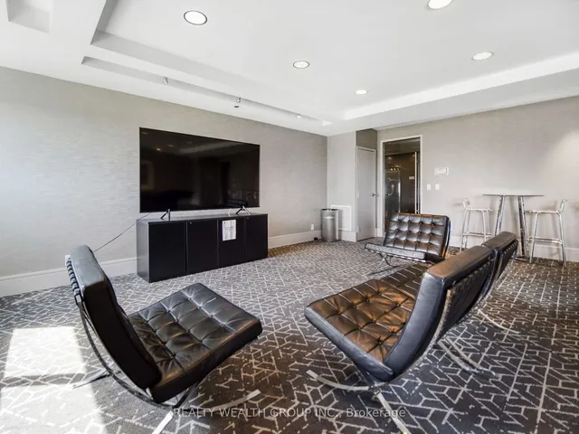 Additional image 28 of 8 Park Rd Unit 2113