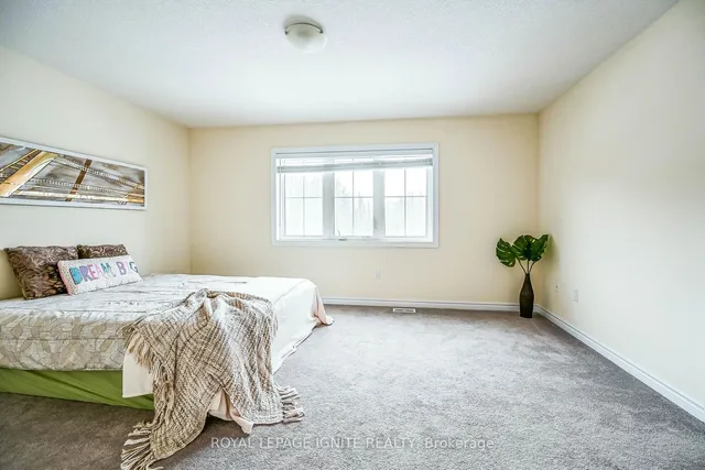 Additional image 37 of 20 Queen Mary Blvd