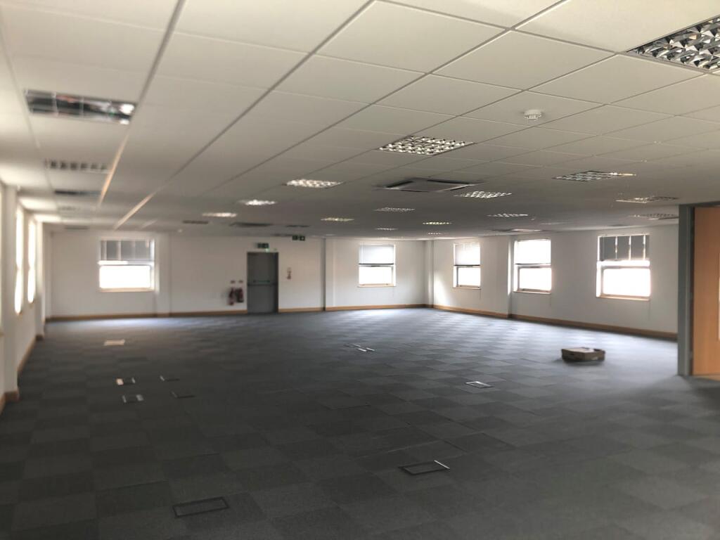 Additional image 2 of 6120 Knights Court, Birmingham Business Park, Solihull, B37 7WY