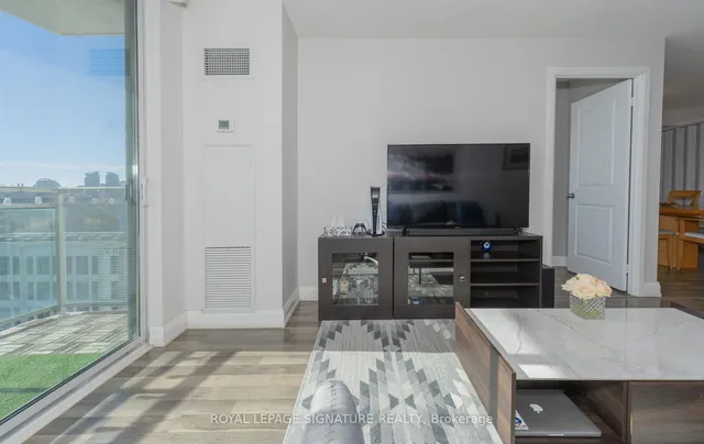 Additional image 14 of 6 Rosebank Dr Unit 10H