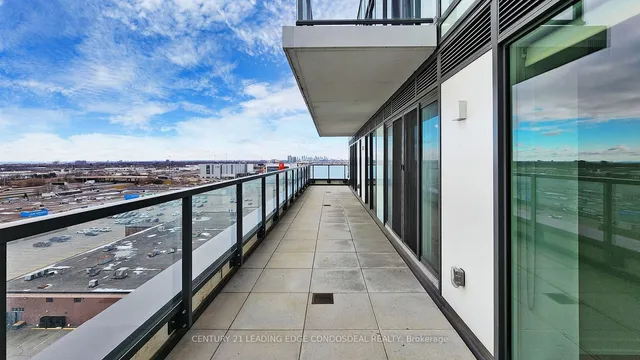 Additional image 23 of 1195 The Queensway St Unit 908