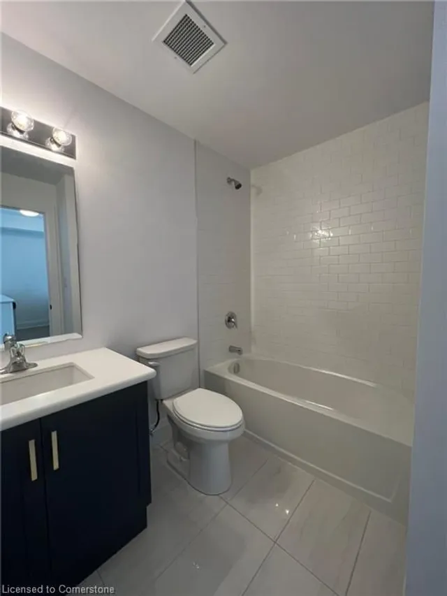 Additional image 9 of 450 Dundas St Unit 327