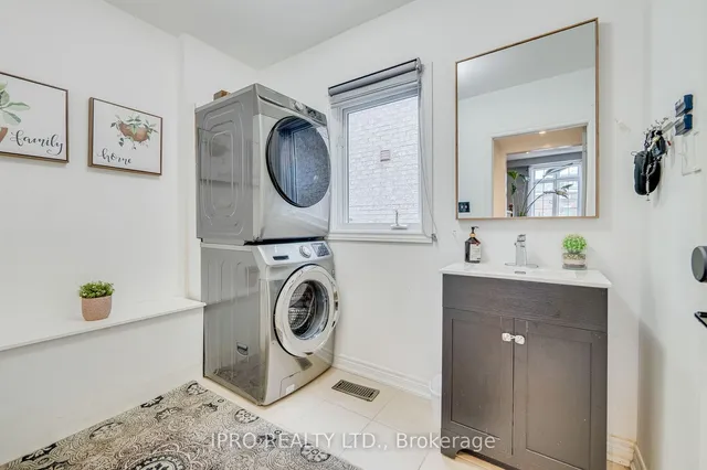 Additional image 14 of 1038 Laurier Ave