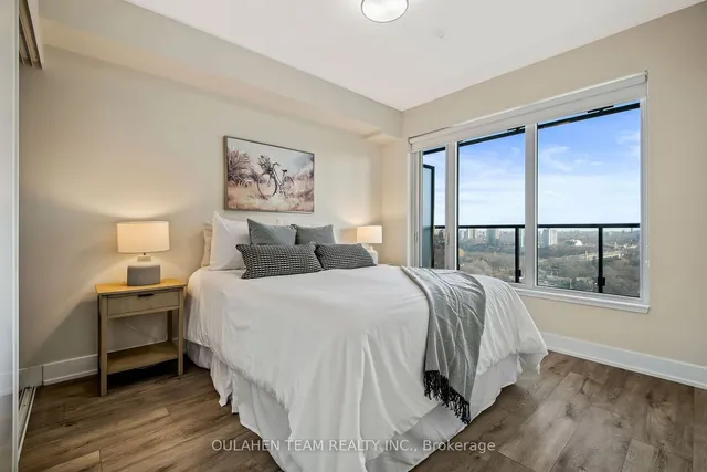 Additional image 18 of 575 Bloor St Unit 1704