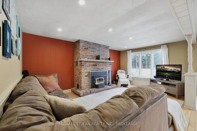 Additional image 7 of 945 Regional Rd 97