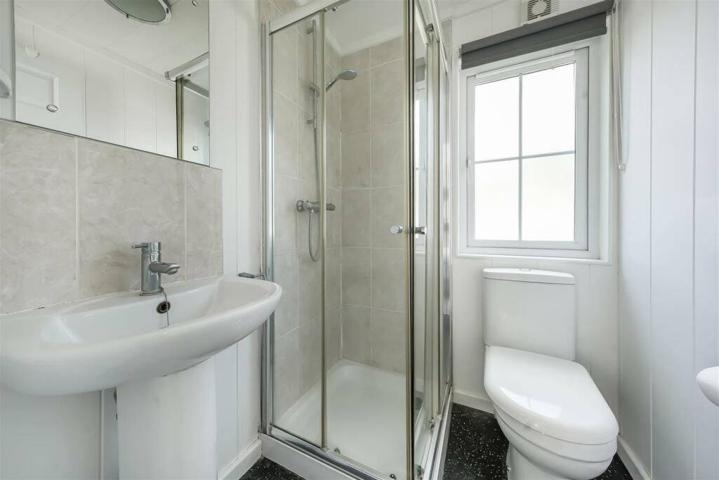 Additional image 9 of Meadow Close, Bricket Wood, St. Albans