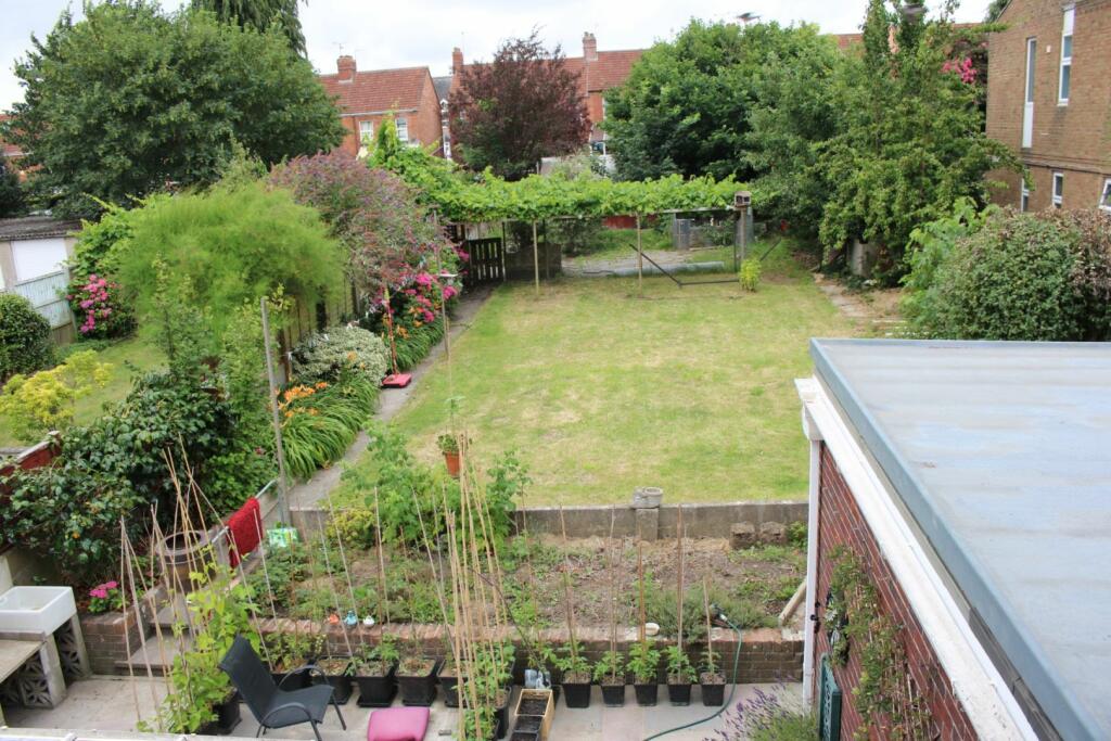 Additional image 9 of Sunningdale Road, Yeovil, BA21