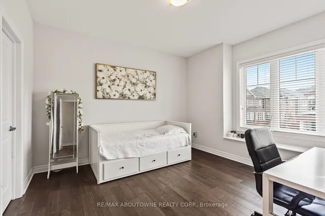 Additional image 28 of 3298 Charles Fay Pass