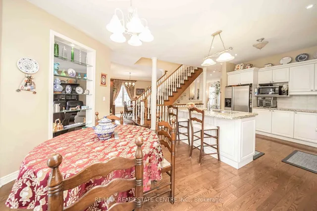 Additional image 13 of 733 Macbeth Hts