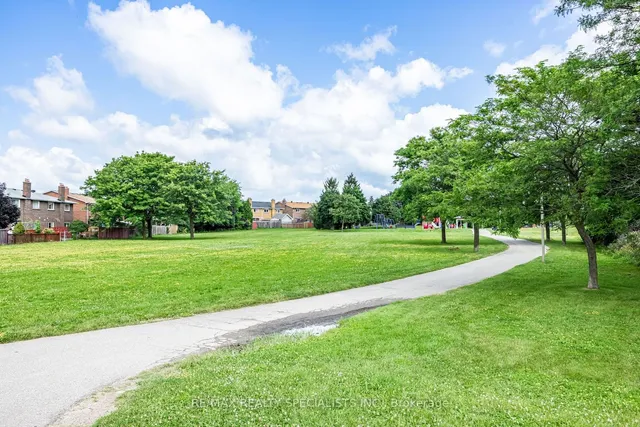 Additional image 35 of 30 Winterfold Dr