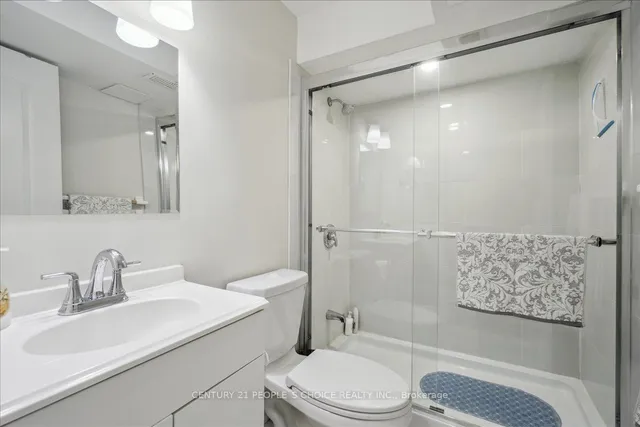 Additional image 25 of 1190 Duignan Cres