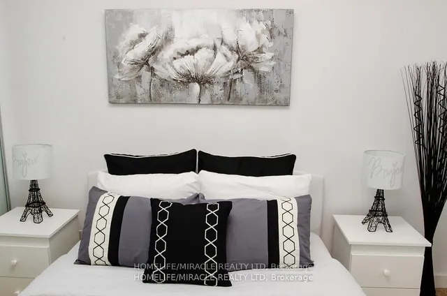 Additional image 21 of 12 York St Unit 3605