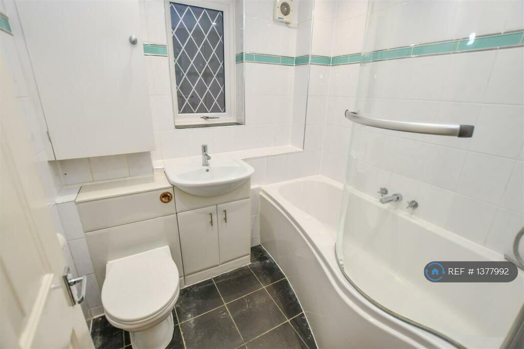 Additional image 4 of St Annes Road, London Colney, AL2