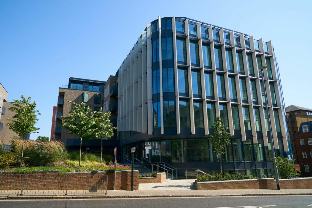 Additional image 4 of Francis Bacon House, Jubilee Square, Victoria Street, St Albans, East Of England, AL1