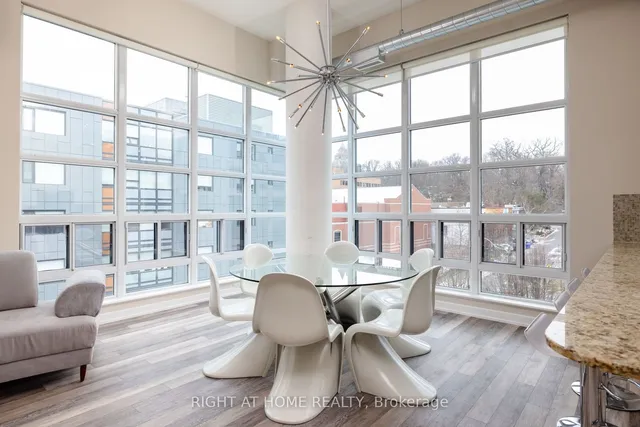 Additional image 2 of 380 Macpherson Ave Unit 306