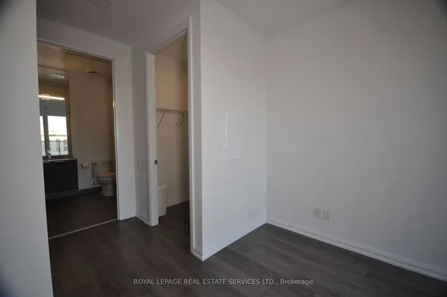 Additional image 19 of 4208 Dundas St Unit 702