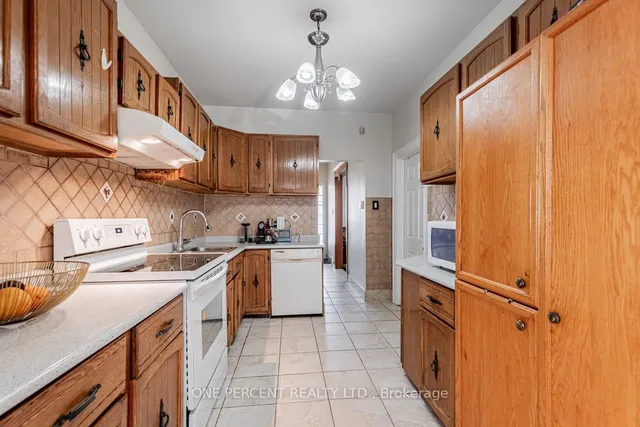 Additional image 13 of 444 Maybank Ave