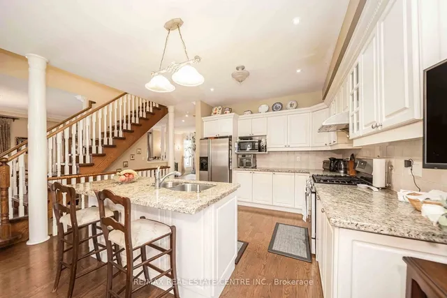 Additional image 14 of 733 Macbeth Hts