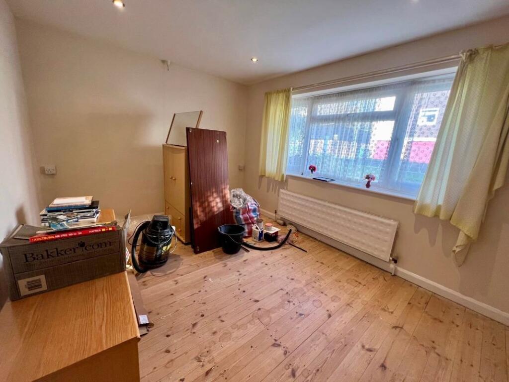 Additional image 5 of 51 Marlborough Road, Yeovil, Somerset, BA21 5JW