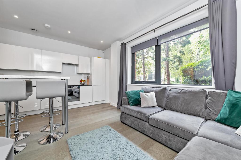 Additional image 16 of Everard Close, St. Albans