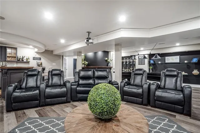 Additional image 37 of 8 Orr Cres